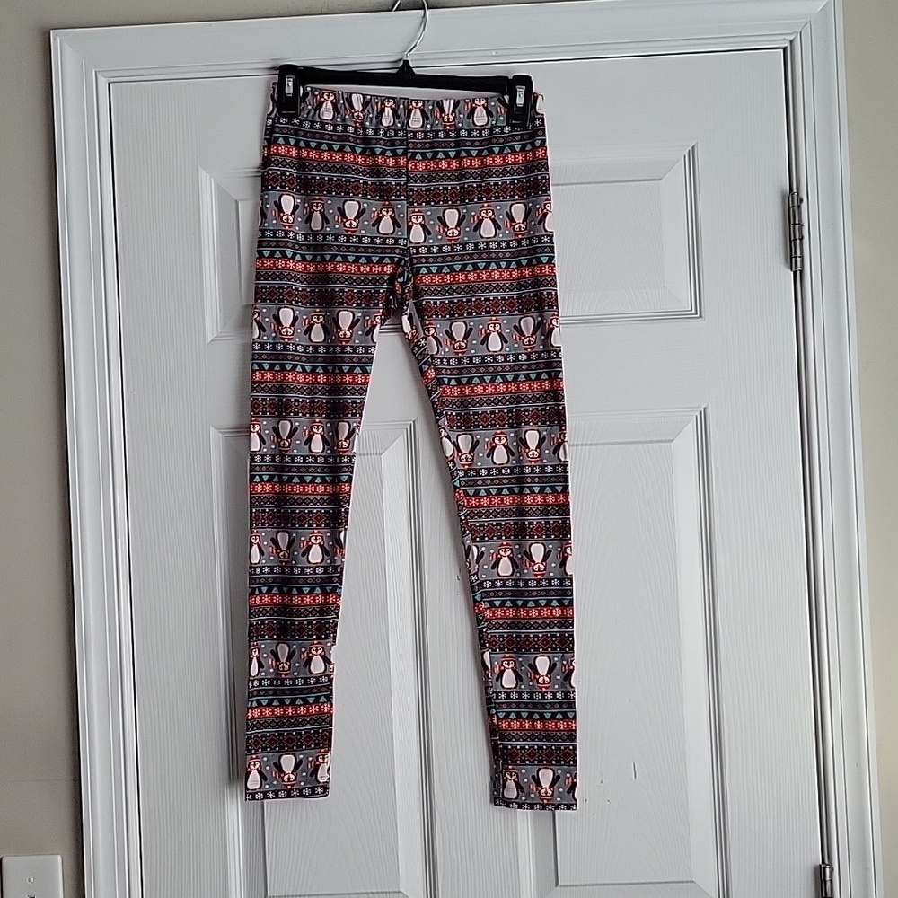 No Boundaries Penguin Leggings
